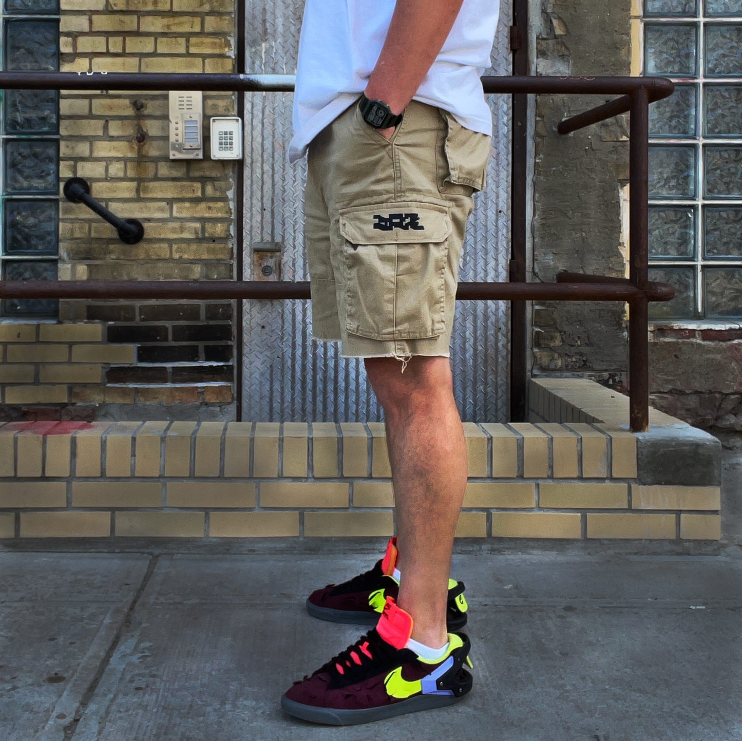 SF8-EW1 / SURPLUS FIELD SHORTS / ENZYME WASH