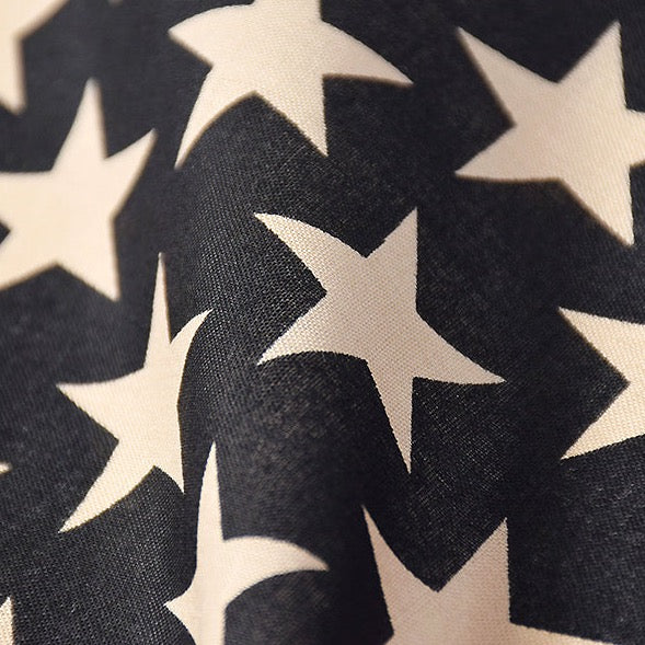F6N-2G5 / 27" MONOCHROME US FLAG BANDANA